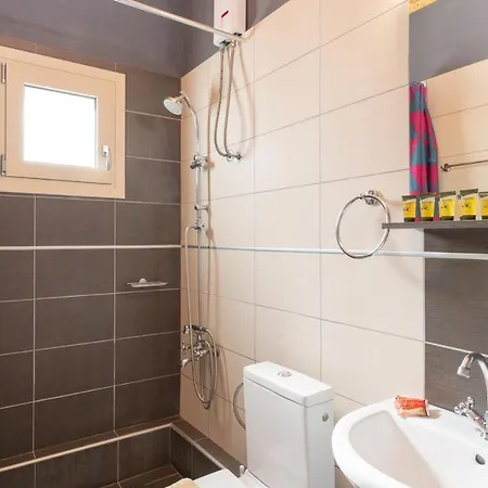 Apartment Very Spacious And Well Equipped Near The Sea
